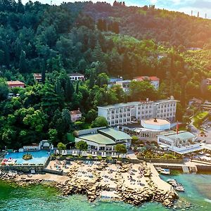 Barbara Piran Beach Hotel